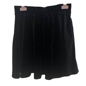Hot Topic S Black Velvet Skater Skirt Punk Goth Whimsigoth Y2K Dark Witchy